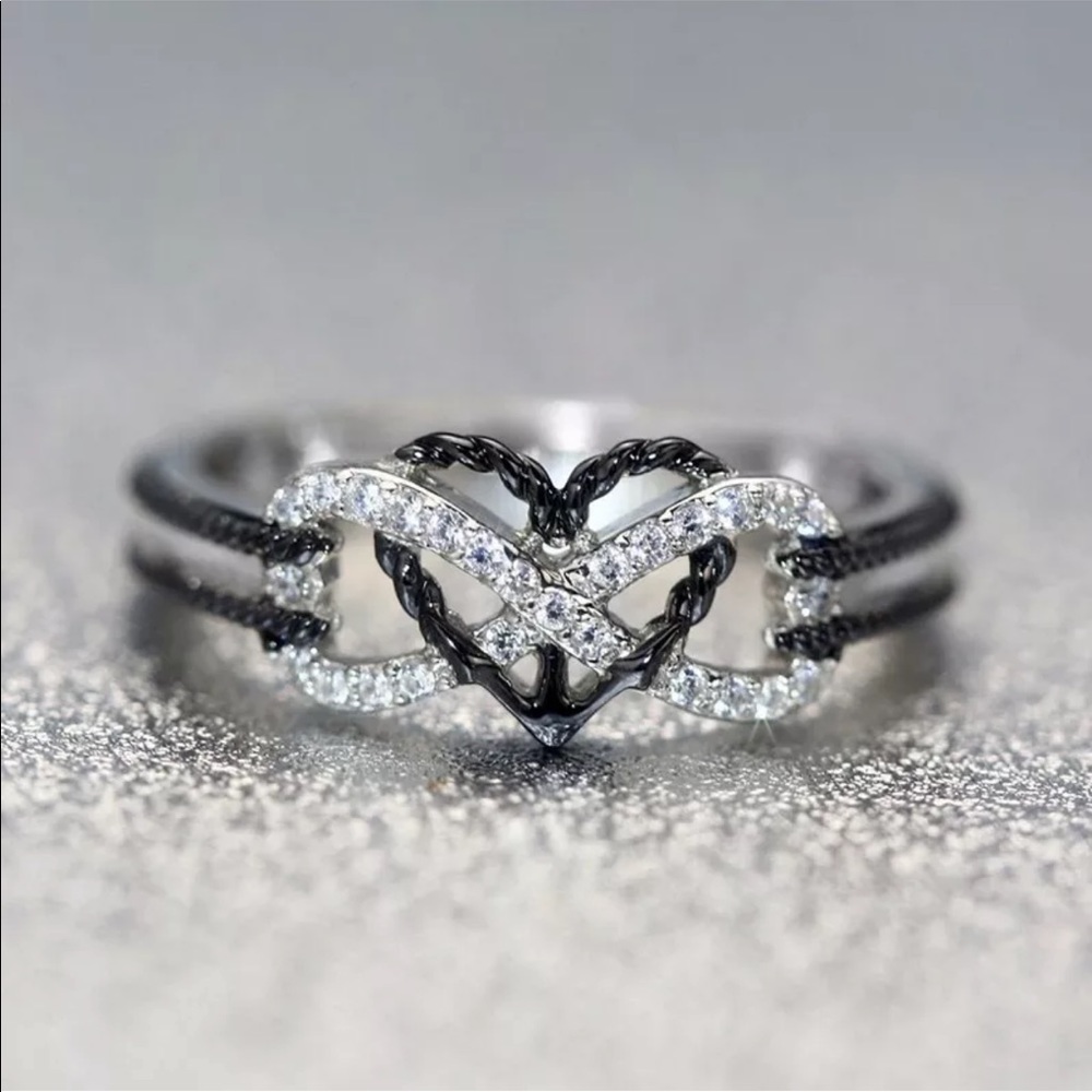 ♾ ETERNITY HEART SHAPE BLACK&SILVER… - Picture 9 of 9